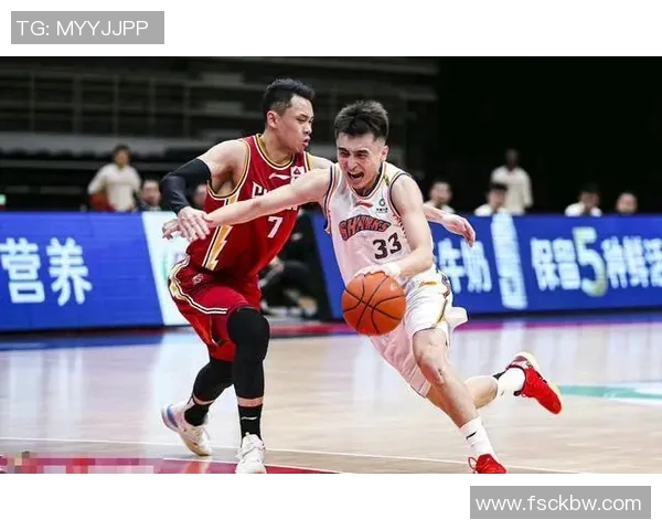 成都篮球队转型之路：从传统强队到现代化竞技的全面解读